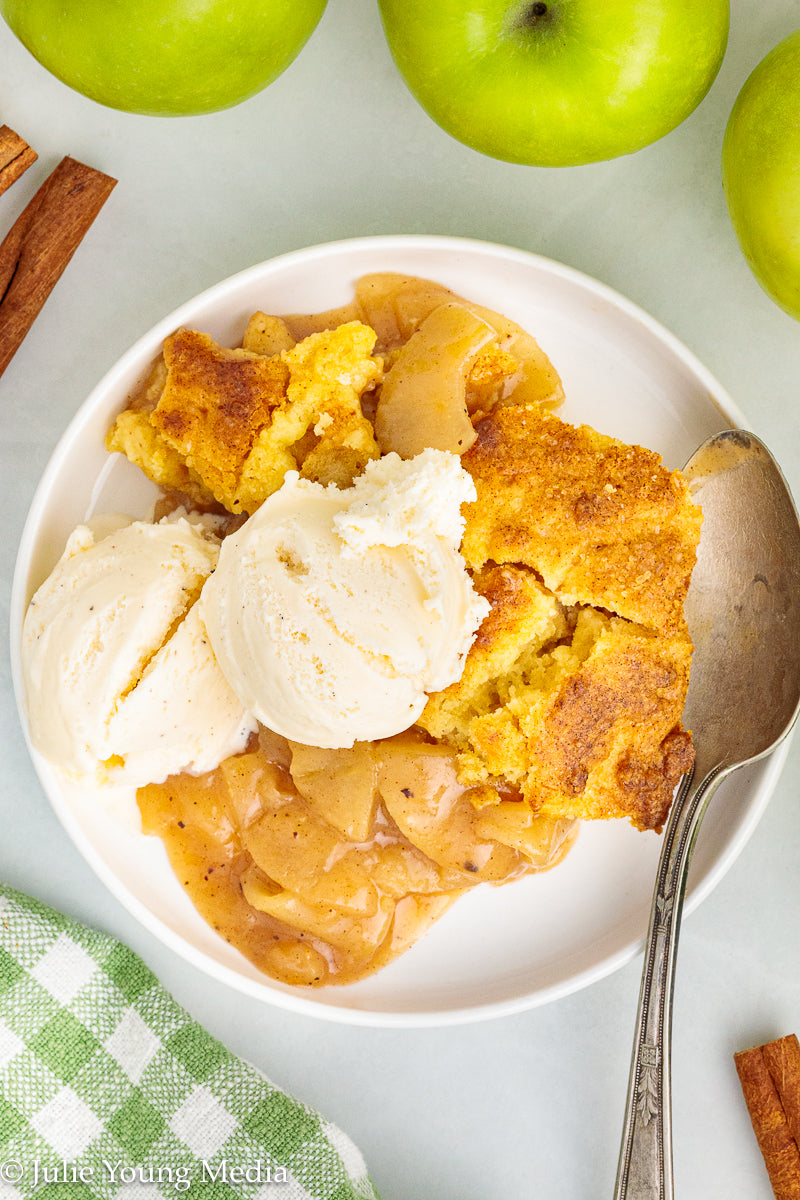 Apple Cake Cobbler