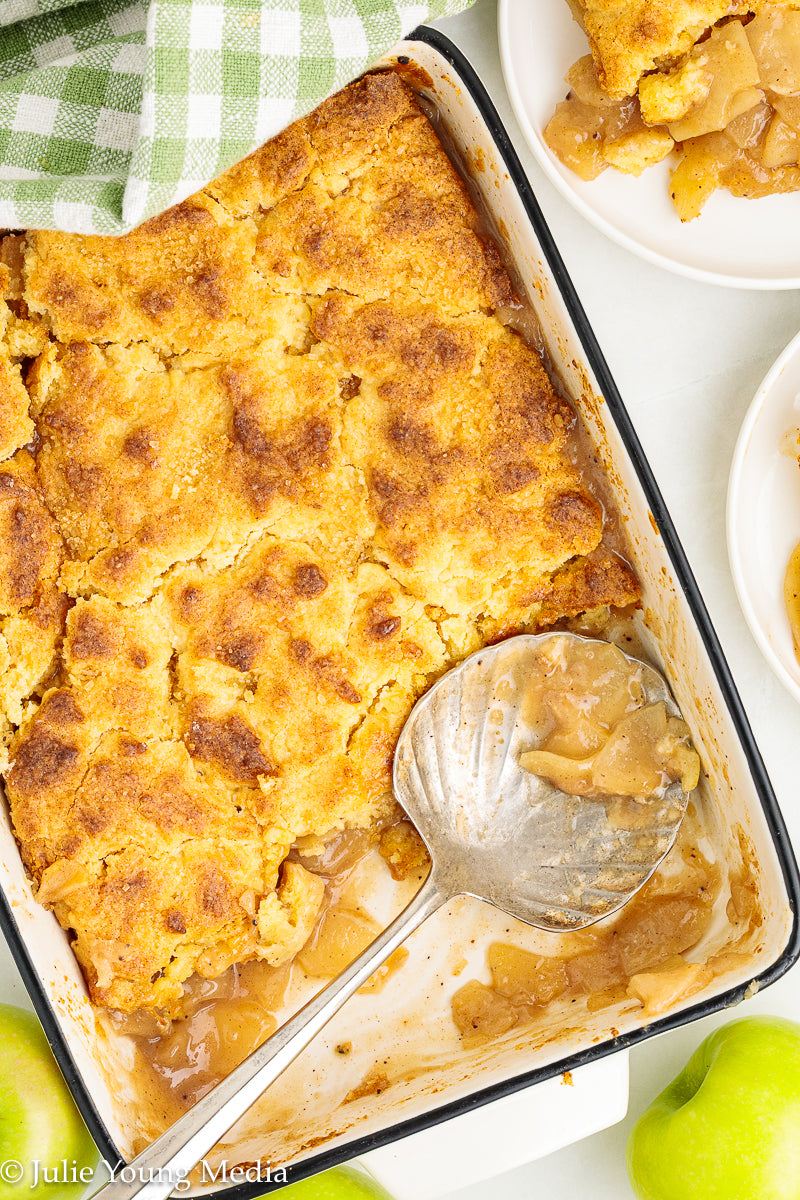 Apple Cake Cobbler