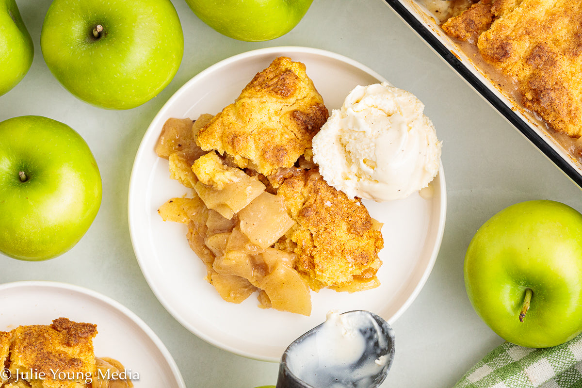 Apple Cake Cobbler