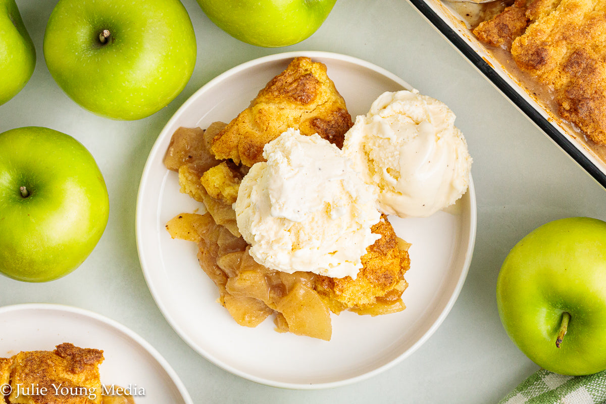 Apple Cake Cobbler