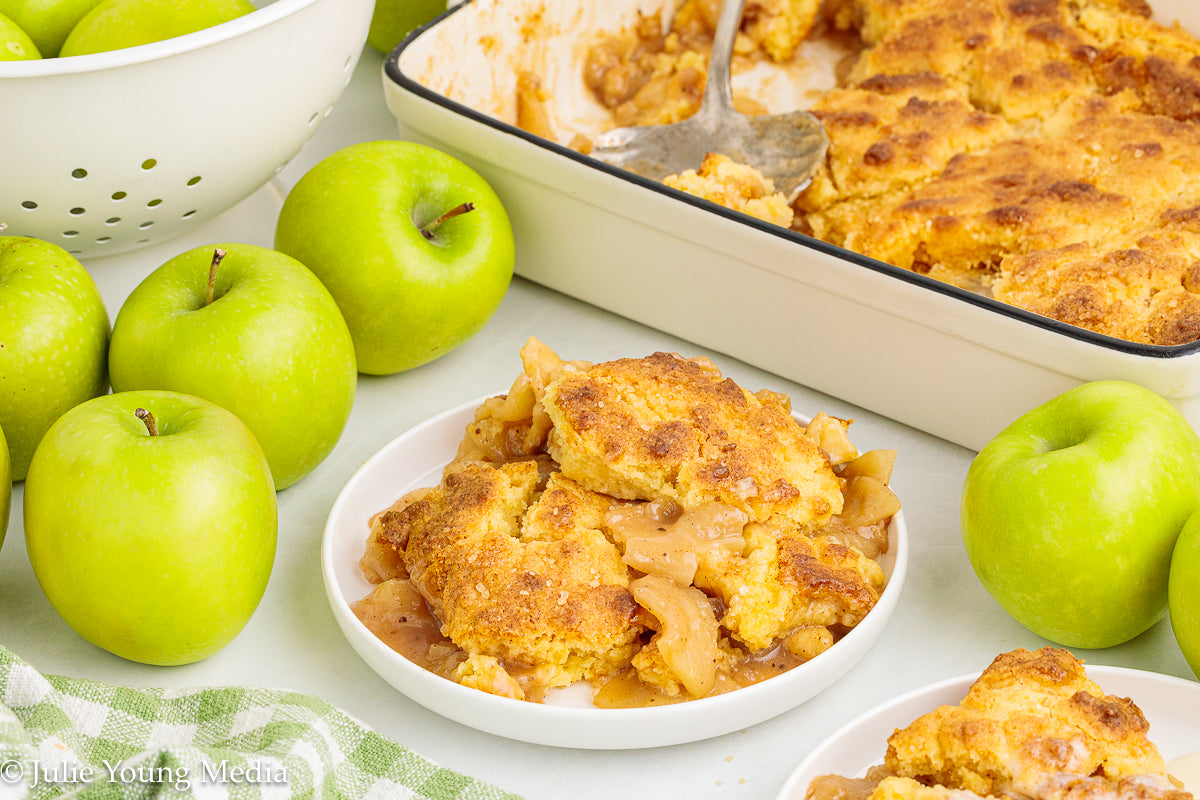 Apple Cake Cobbler