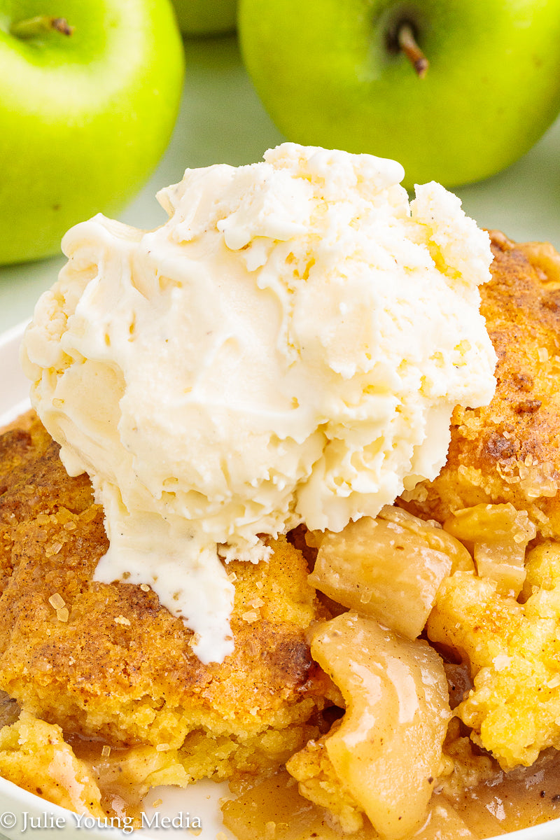 Apple Cake Cobbler