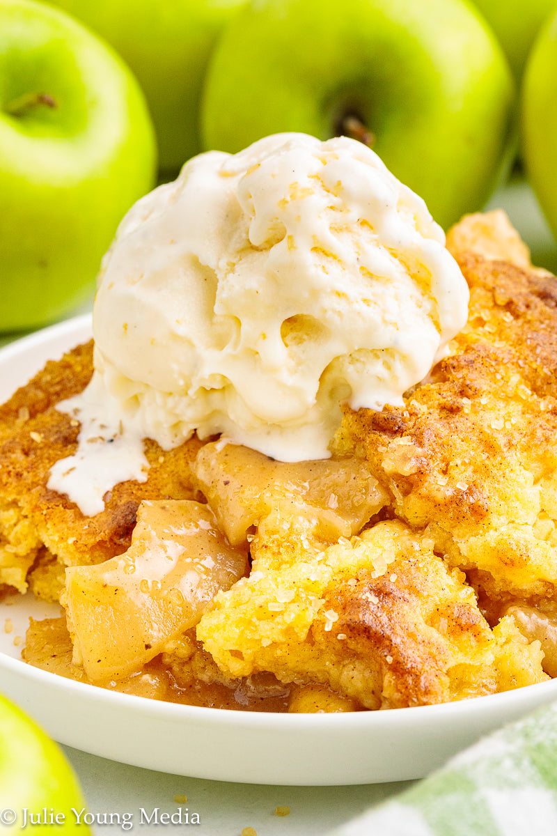 Apple Cake Cobbler