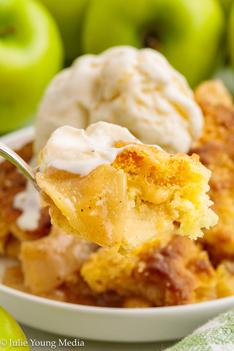 Apple Cake Cobbler