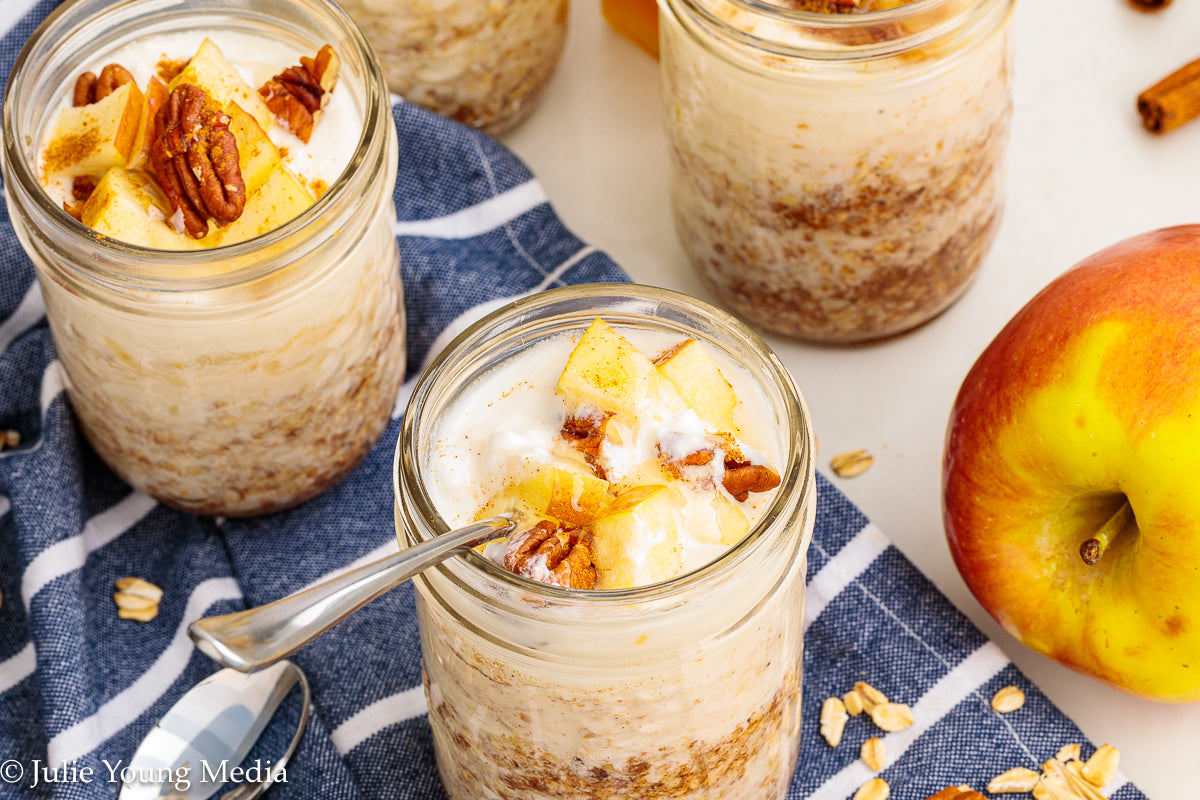 Apple Cinnamon Overnight Oats
