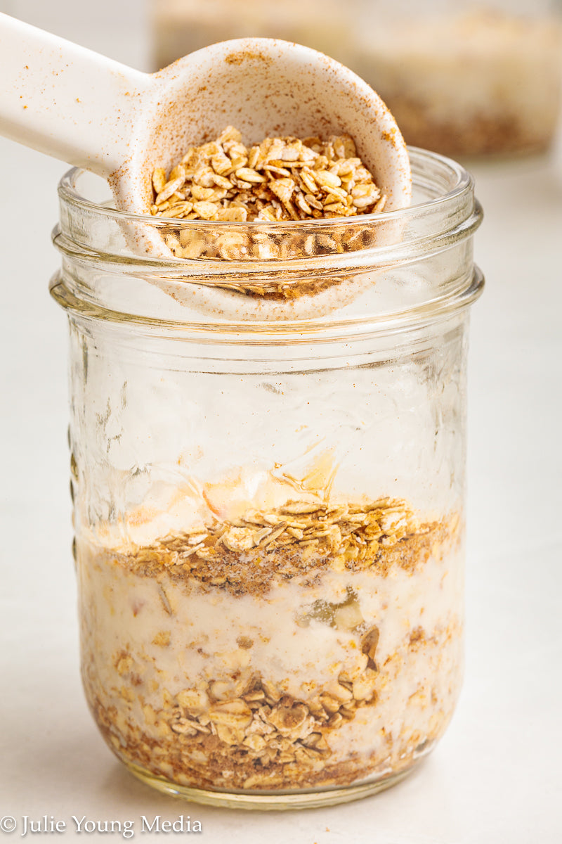 Apple Cinnamon Overnight Oats