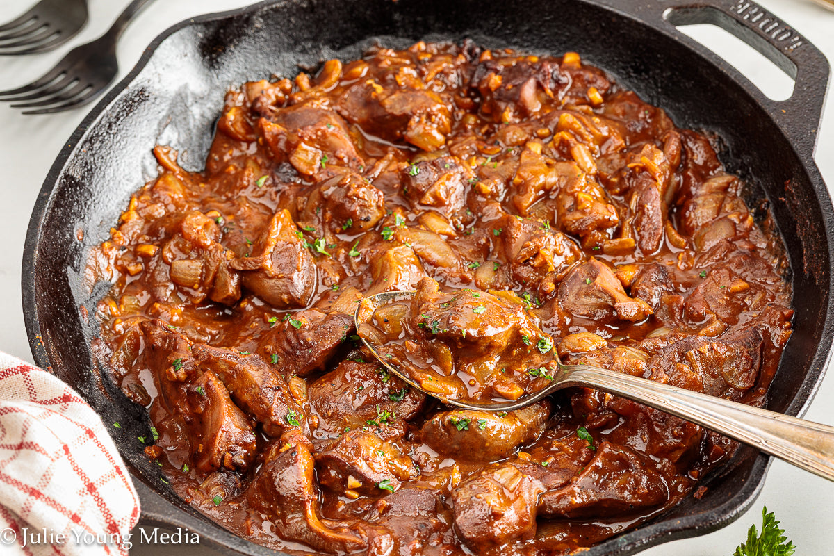 Chicken Gizzards in Paprika Sauce (Hungarian Inspired)