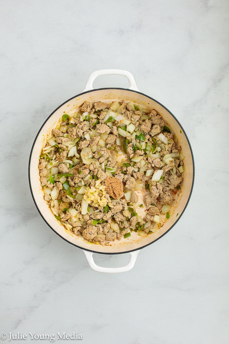 Easy Ground Chicken Chili with Beans