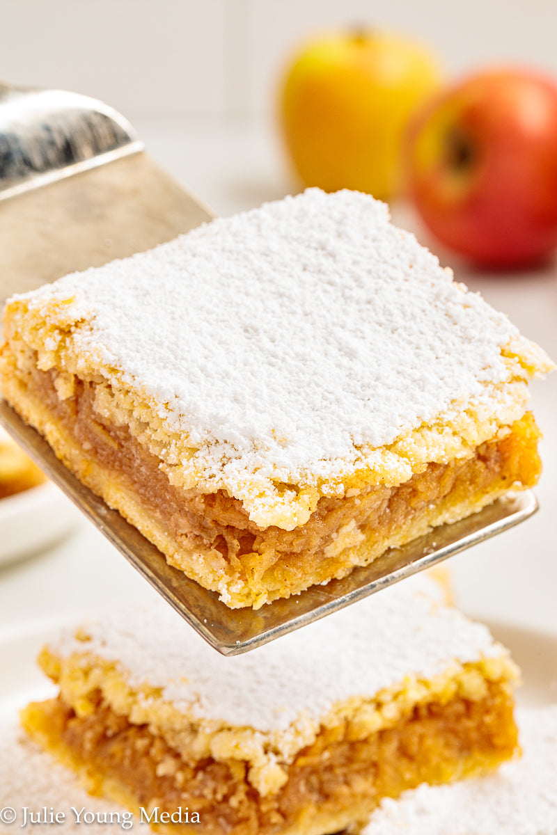 Hungarian Apple Pie (Almás Pite)