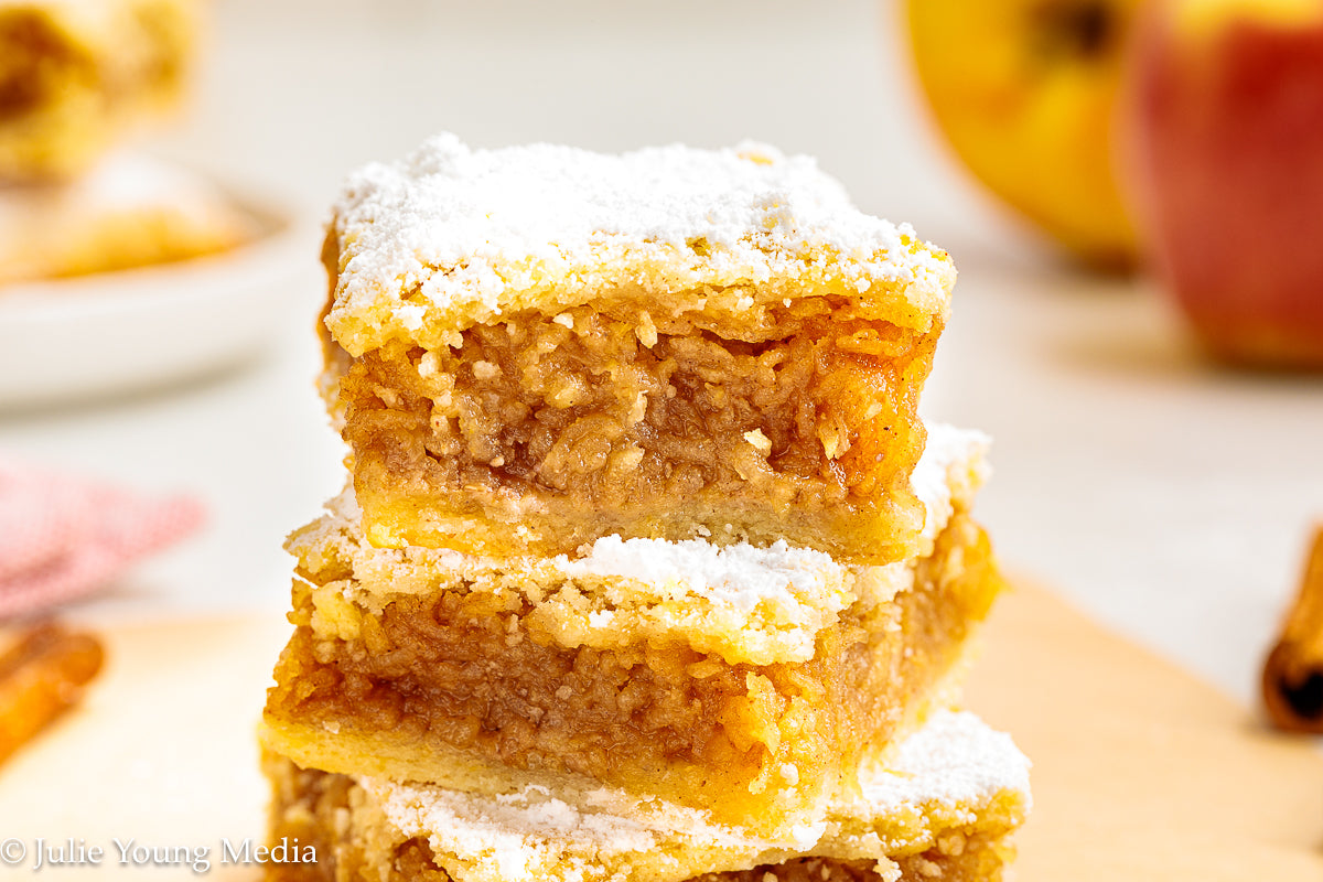 Hungarian Apple Pie (Almás Pite)