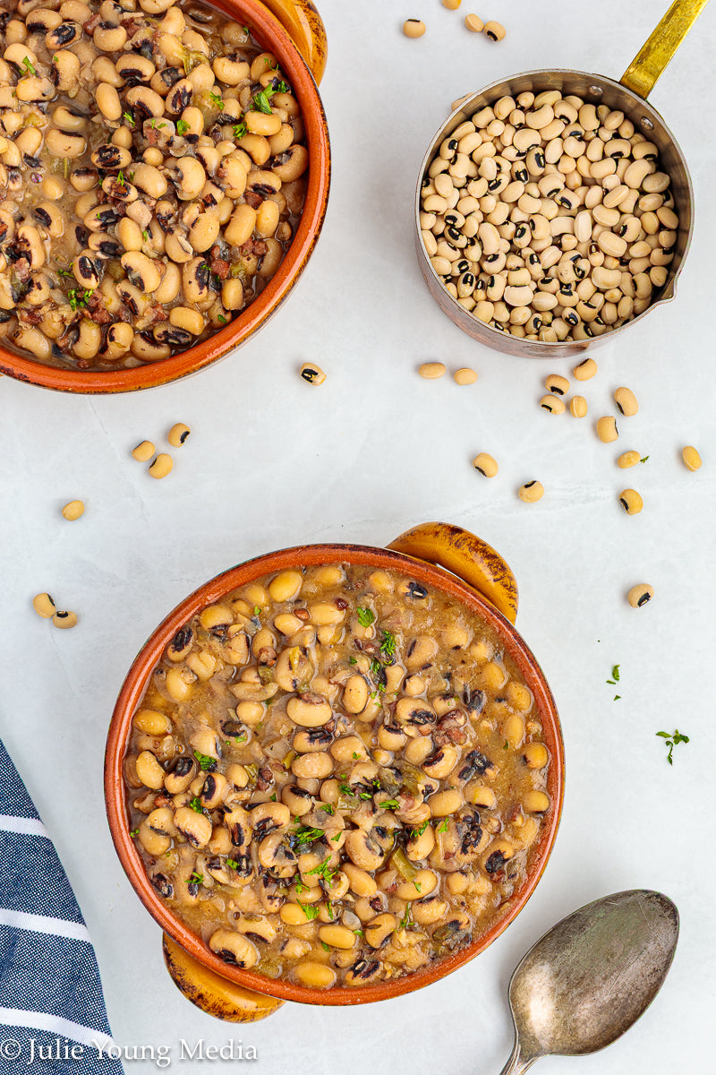 Instant Pot Seasoned Black Eyed Peas