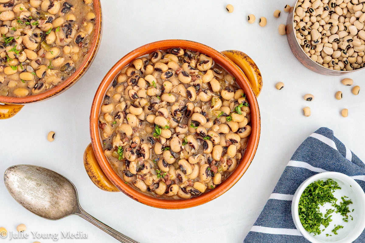 Instant Pot Seasoned Black Eyed Peas