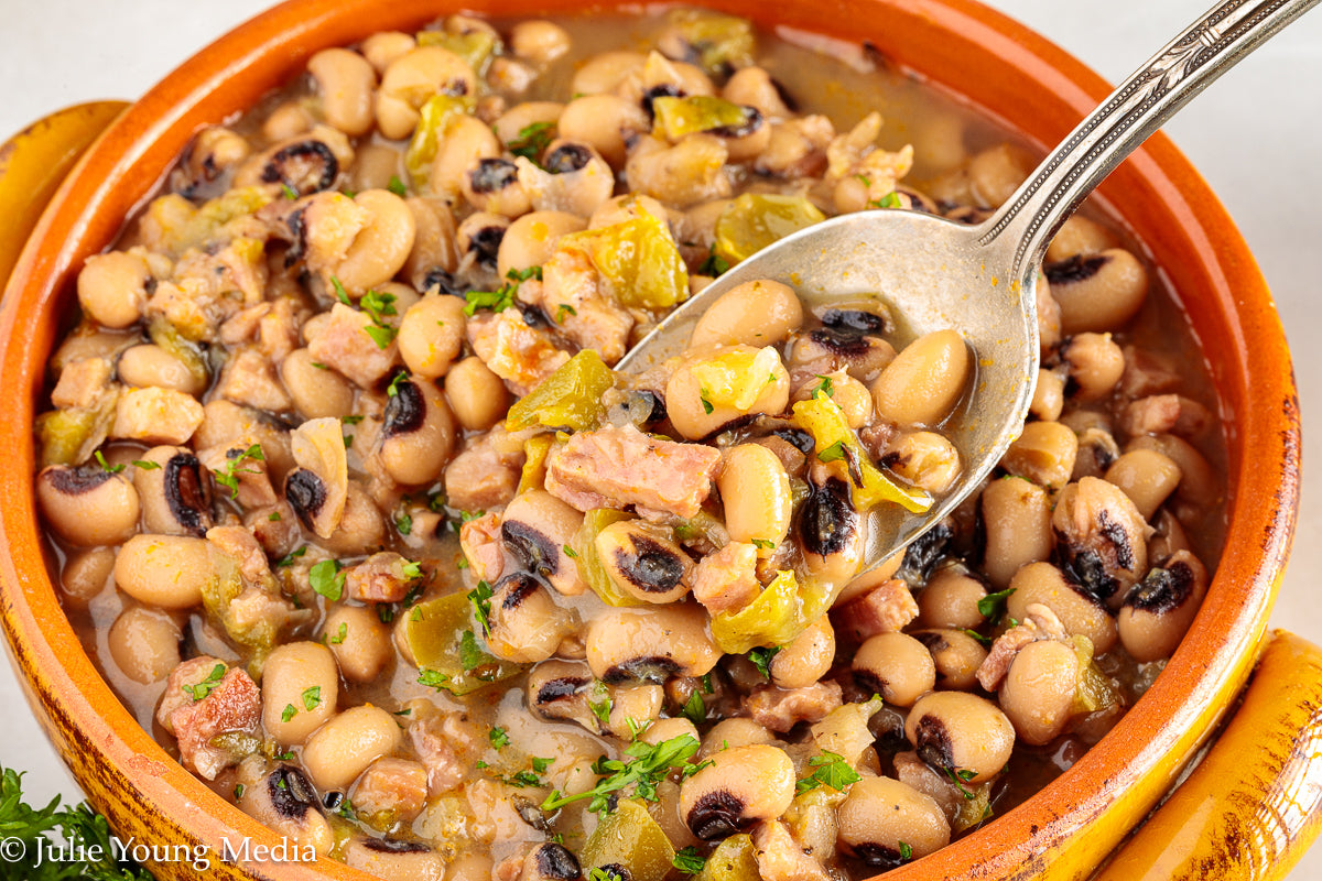 Instant Pot Seasoned Black Eyed Peas