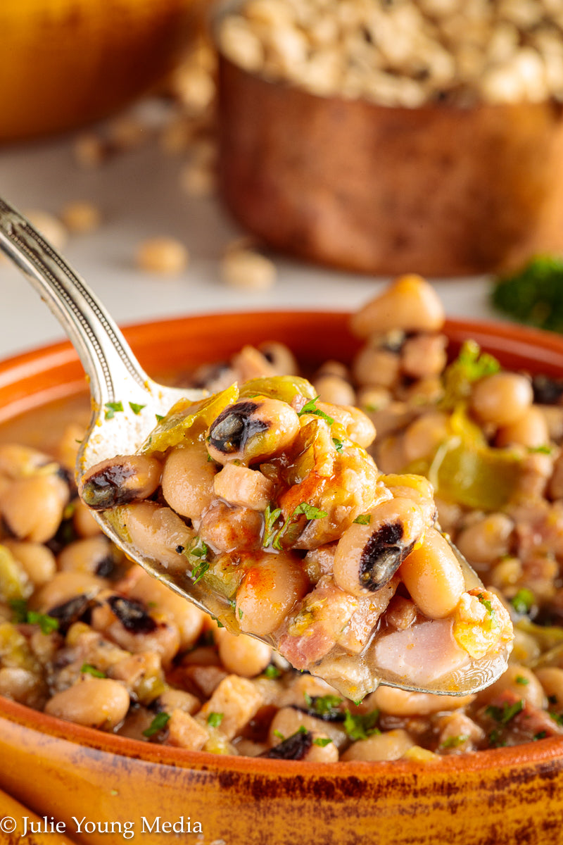 Instant Pot Seasoned Black Eyed Peas