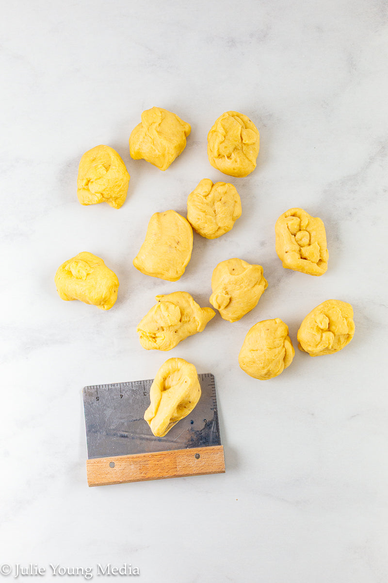 Semitas (Honduran Egg Yolk Bread)