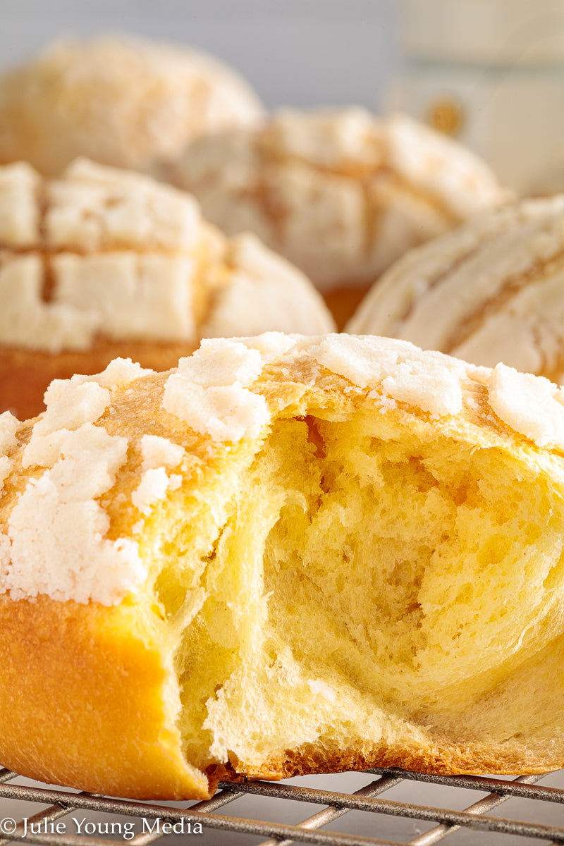 Semitas (Honduran Egg Yolk Bread)