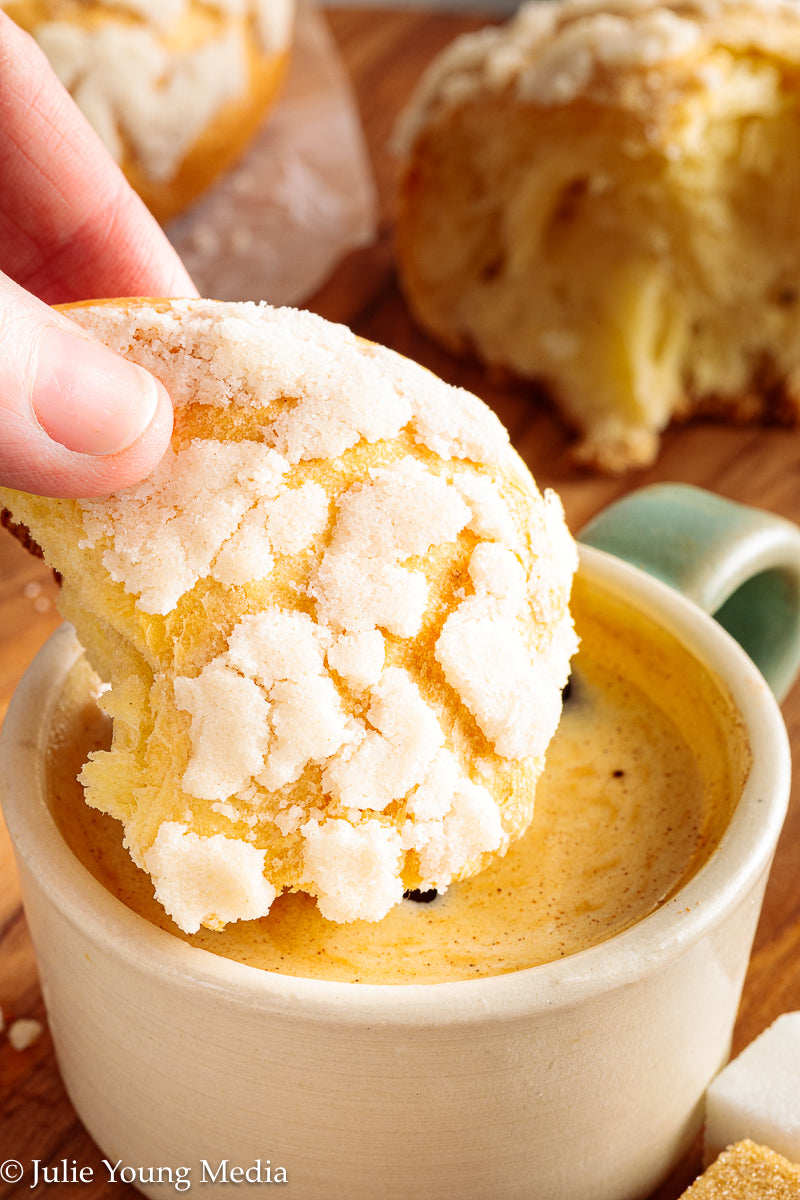 Semitas (Honduran Egg Yolk Bread)