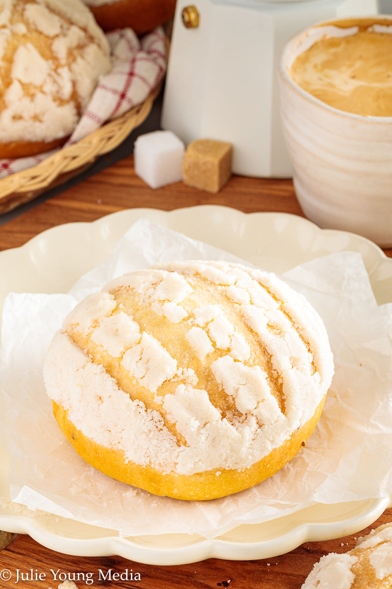Semitas (Honduran Egg Yolk Bread)