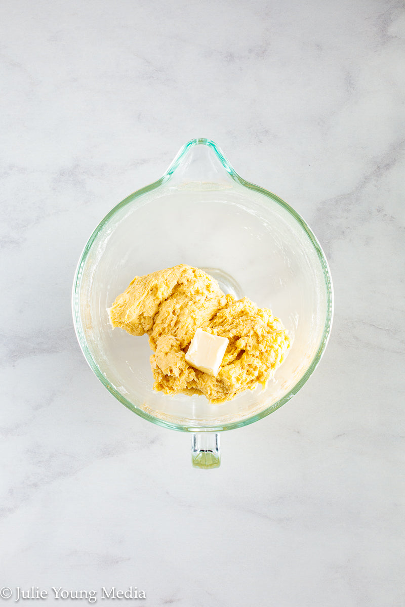 Semitas (Honduran Egg Yolk Bread)