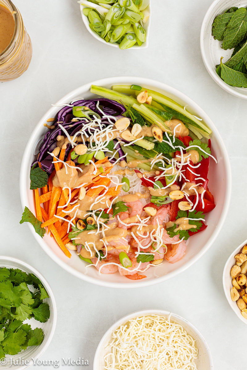 Spring Roll in a Bowl (Salad Roll Bowl)