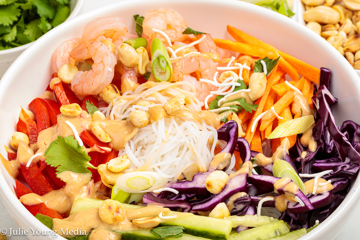 Spring Roll in a Bowl (Salad Roll Bowl)