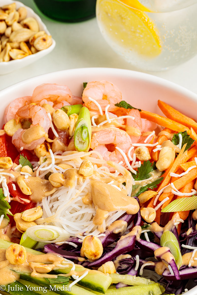 Spring Roll in a Bowl (Salad Roll Bowl)