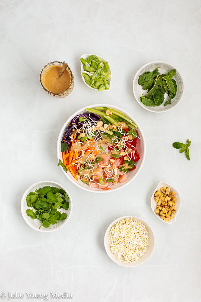 Spring Roll in a Bowl (Salad Roll Bowl)